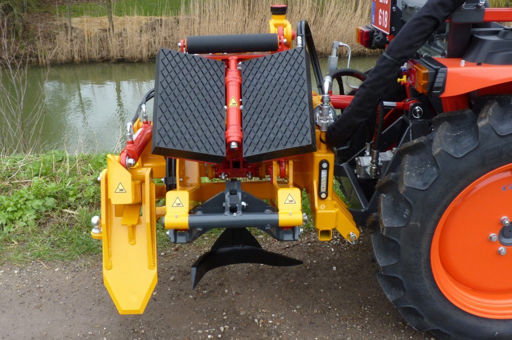 Select series tree lifting machines - Damcon tree nursery equipment