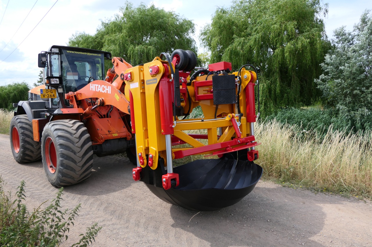 Tree transplanters - Damcon tree nursery equipment