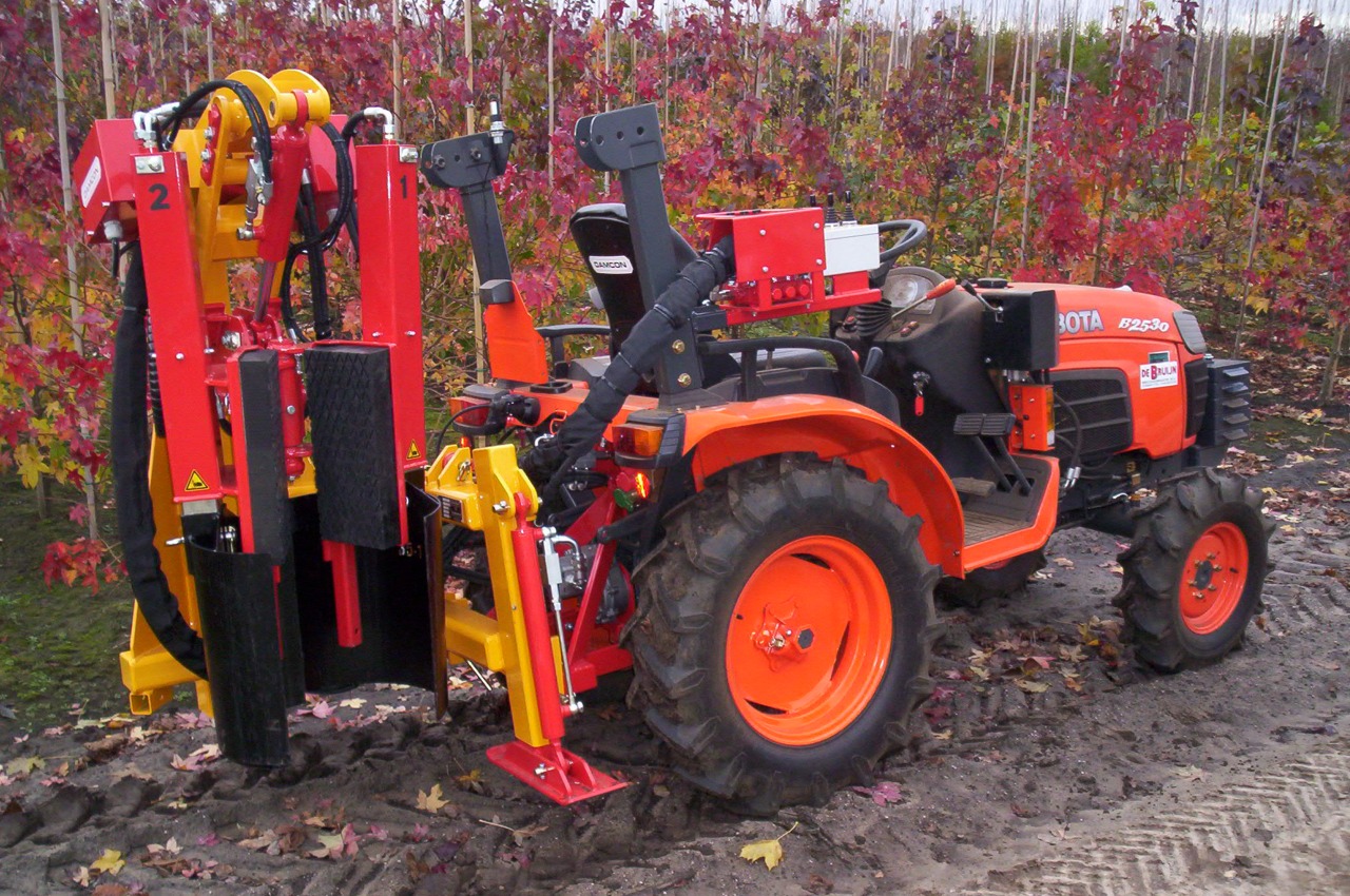 Tree spade 3-point mounted - Damcon tree nursery equipment