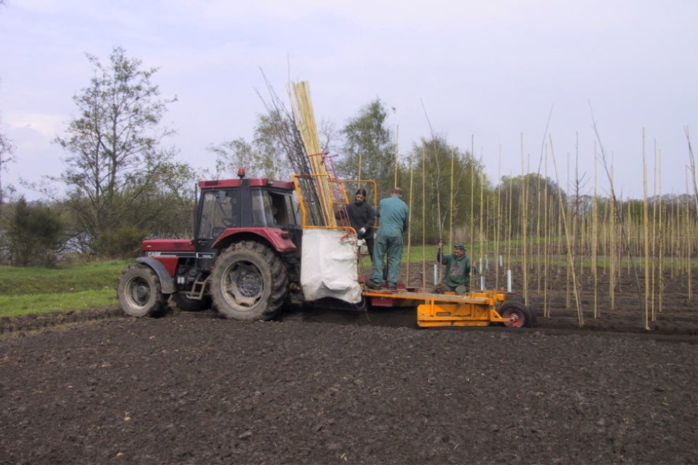 Tree planting machines PL-30 and PL-40 - Damcon tree nursery equipment
