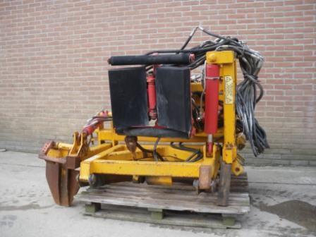 Damcon Select-80 mounted tree lifting machine