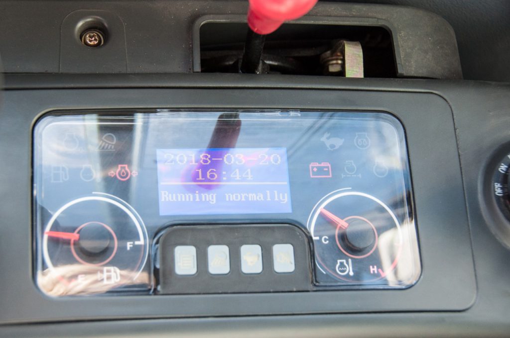 Dashboard display - Atlas mini excavator AC 20F