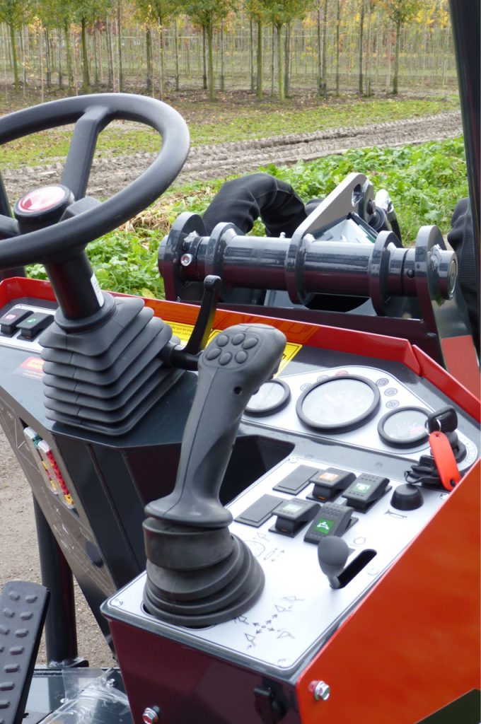 Controls - Norcar A6226 articulated loader