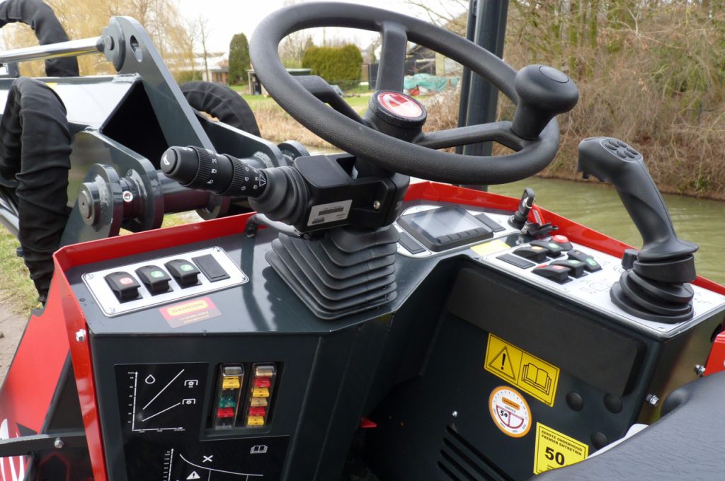 control - Norcar A7750 articulated loader