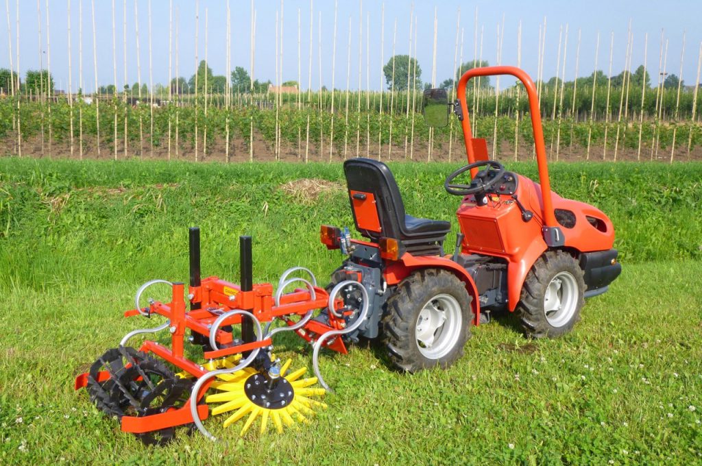 C5V with finger weeder