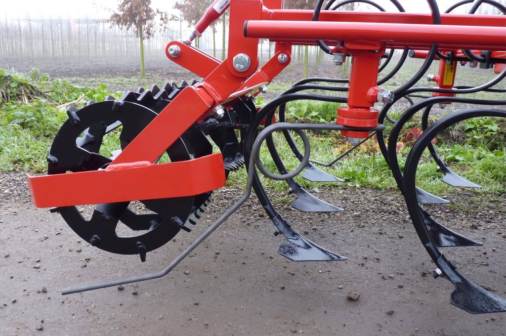 C8V with torsion weeders