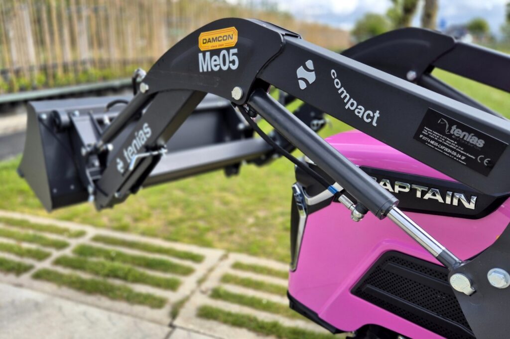 Captain 263 H in pink color with front loader