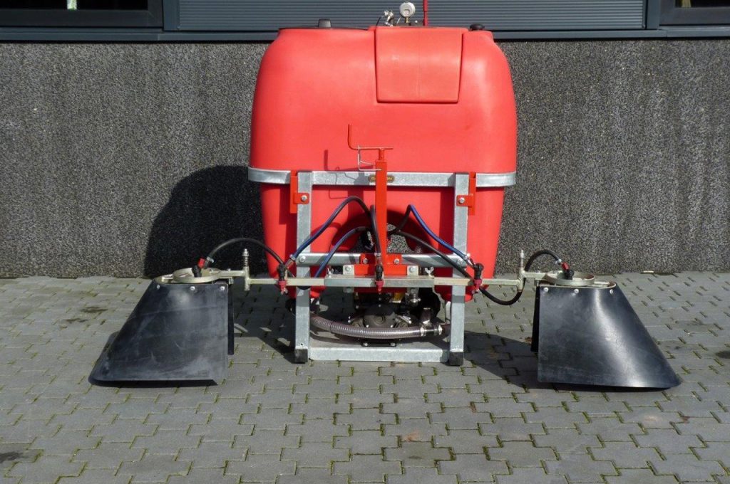 Dragone 300 liter 102 cm wide weed sprayer
