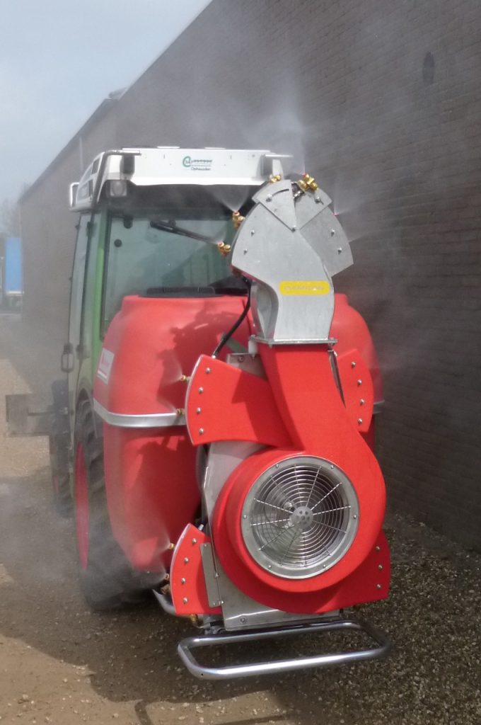 Dragone TAV 400 liter cross stream sprayer