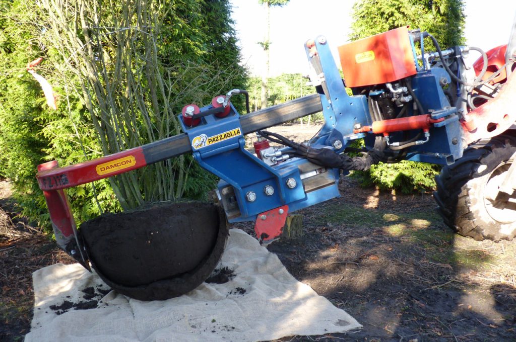 Pazzaglia FZ-110 root balling machine mounting unit