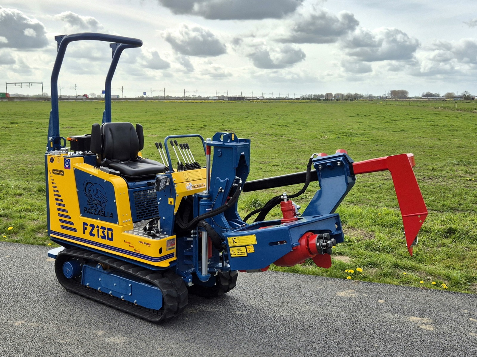 Pazzaglia FZ-130 rootballing machine - Damcon tree nursery equipment
