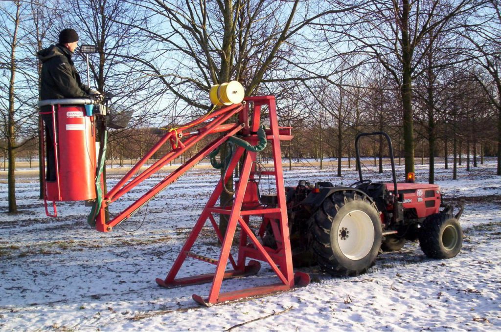 Fama pruning trestle