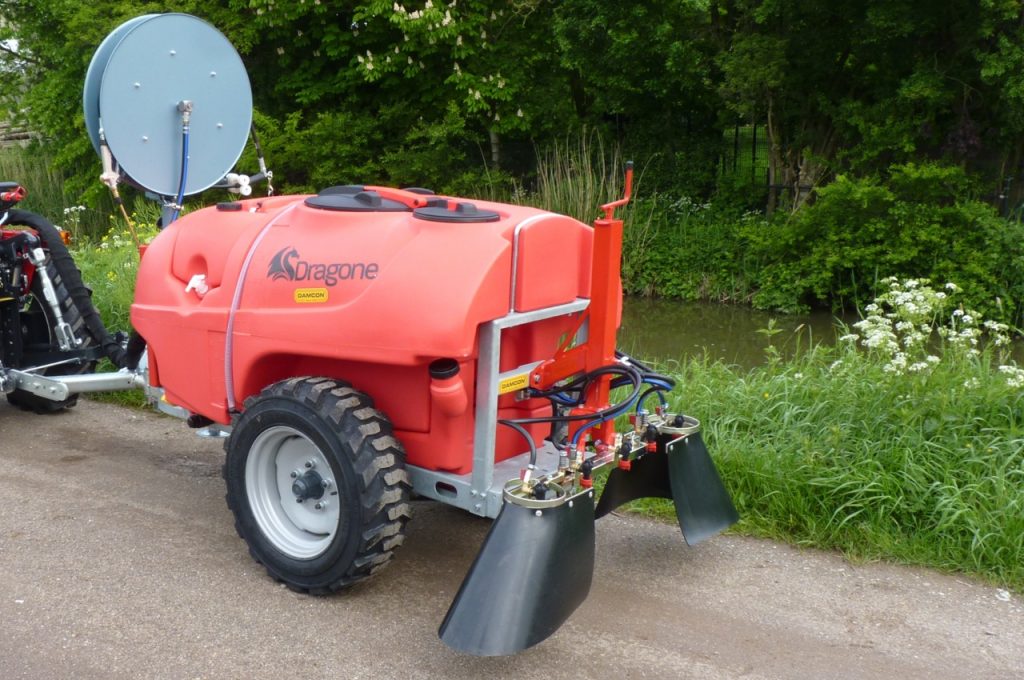 GR-600 trailed tractor weed sprayer
