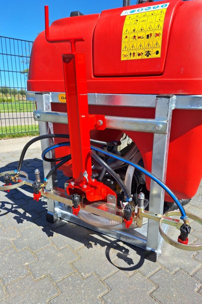 Height adjustment spray bar