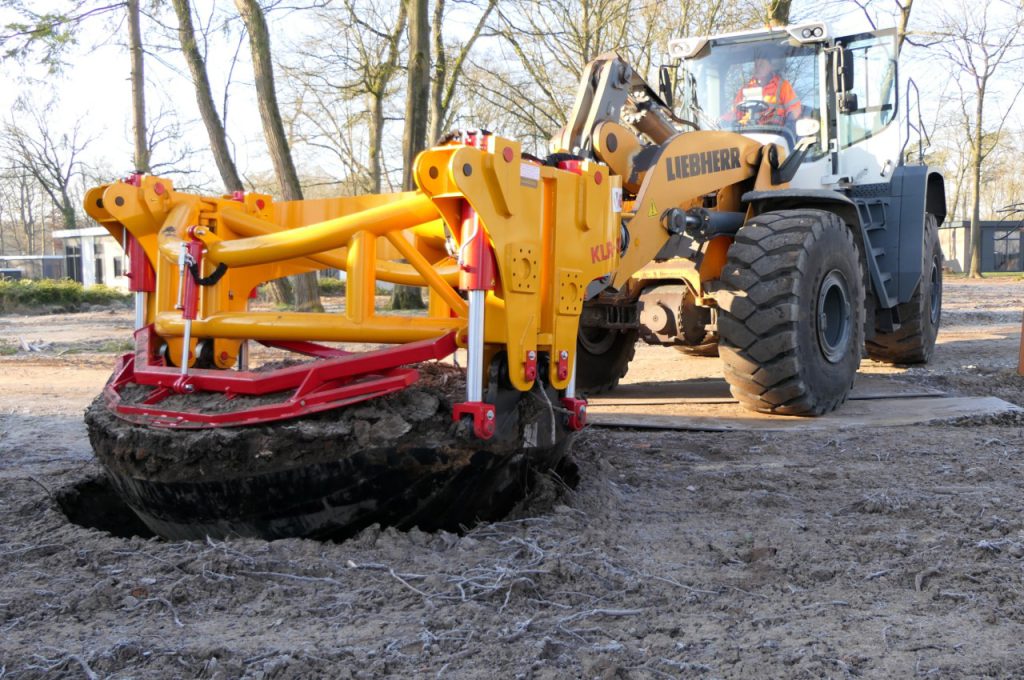 KLR-3000 2M tree transplanter