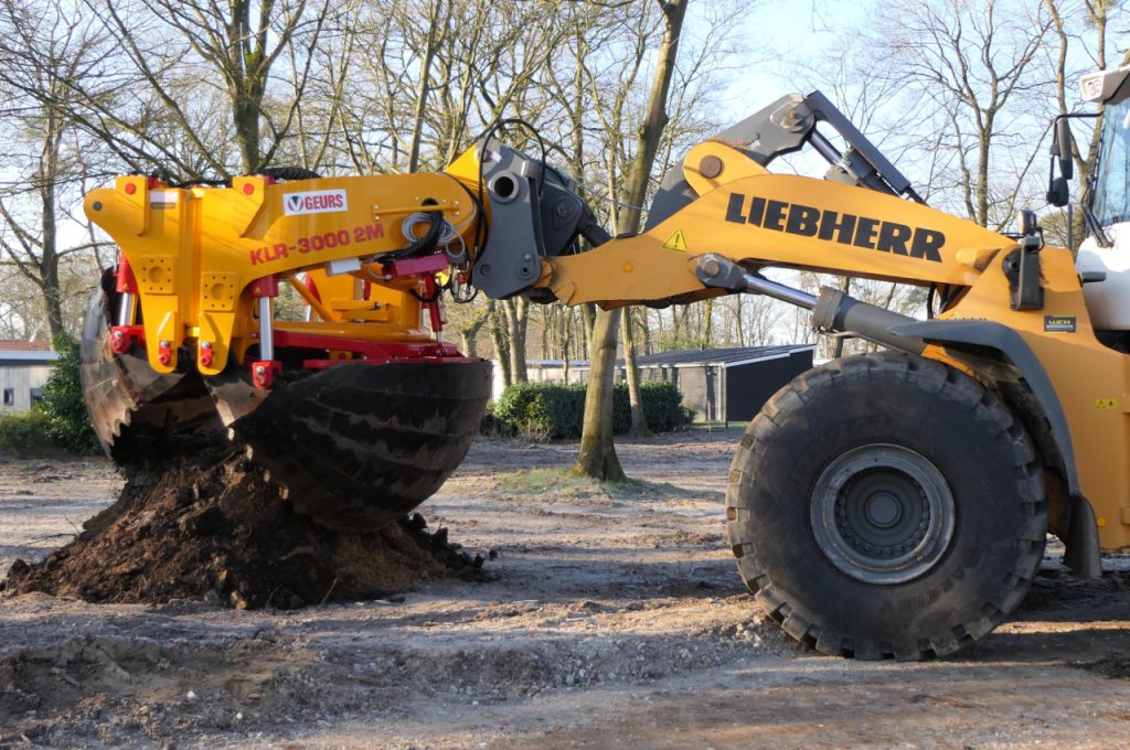 KLR-3000 2M tree transplanter