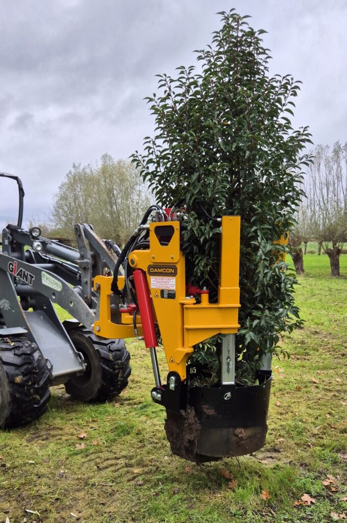 KLR-650 ST on Giant G2200 HD