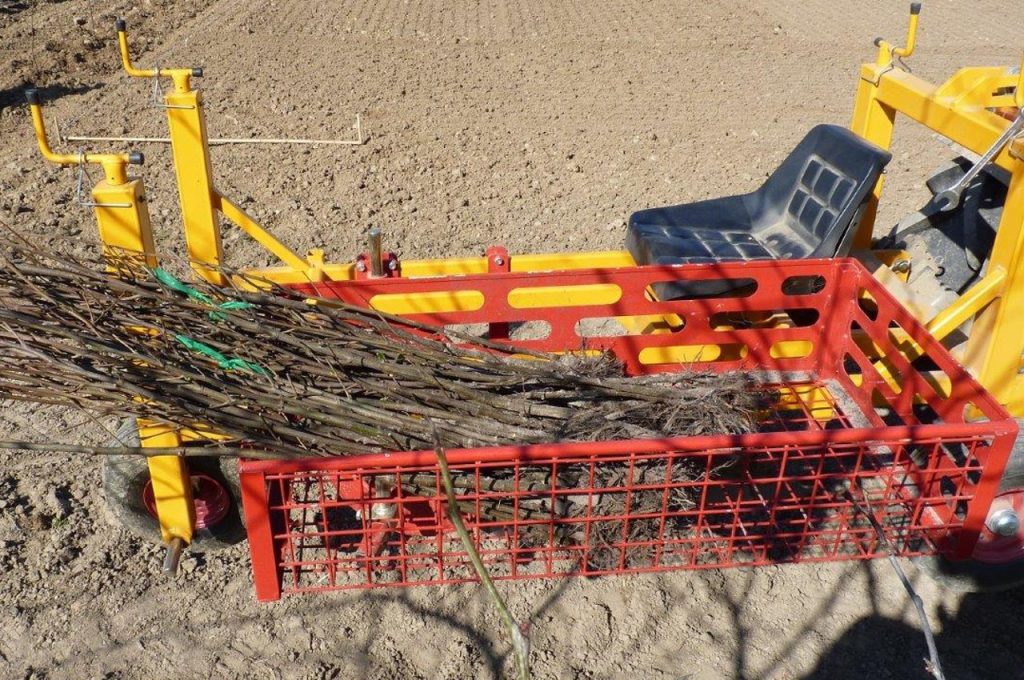 PL-10 tree planting machine plants stock box