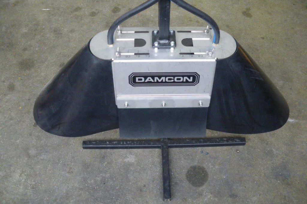 stainless steel cap with 2 nozzles for weed sprayer