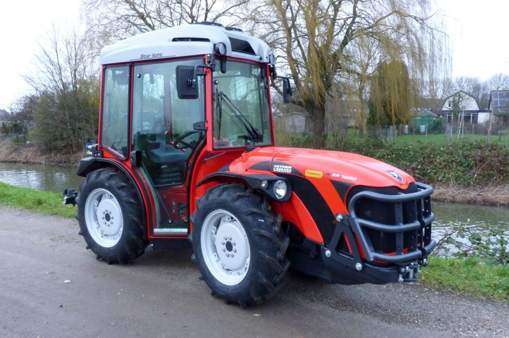 Antonio Carraro SR 7600 with cabin