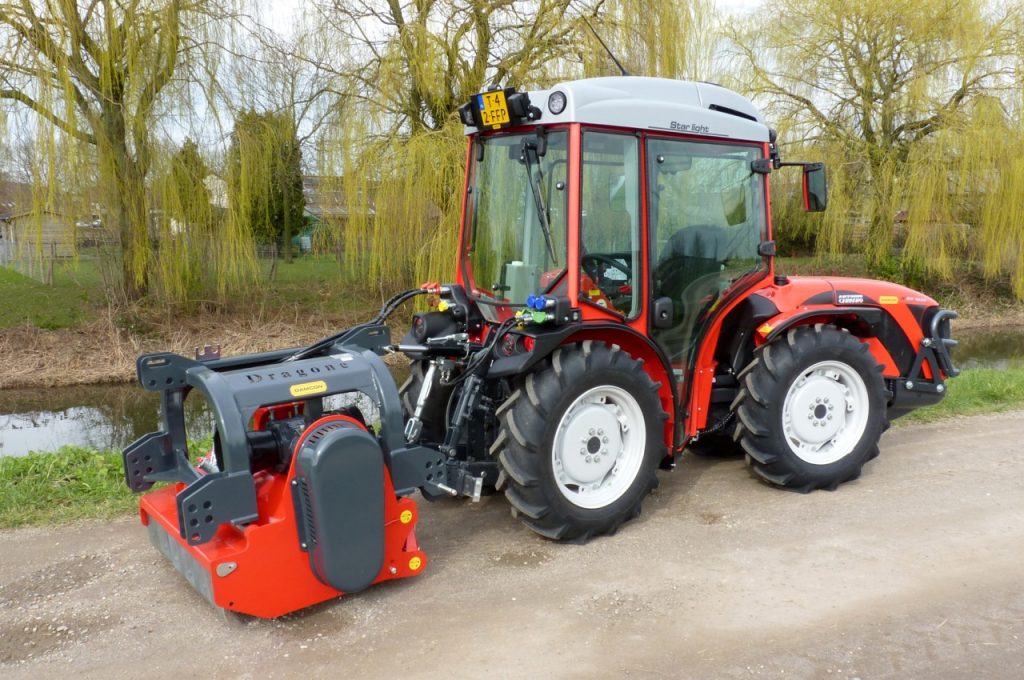 Antonio Carraro SR 7600 with cabin
