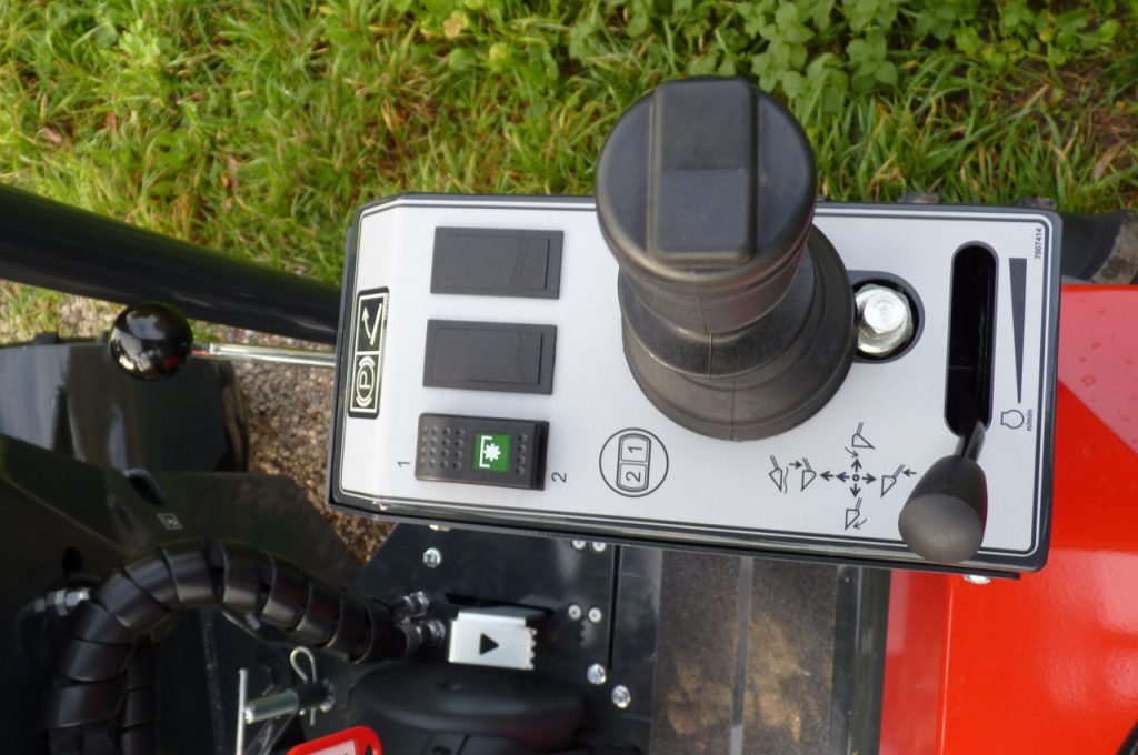 Controls - Norcar A755XC articulated loader