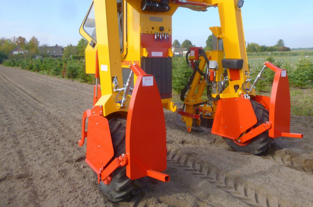 Counter weights for Multitrike high clearance tractor