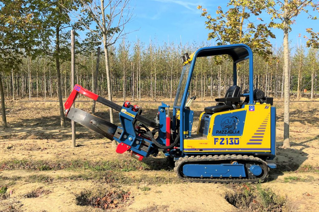 Pazzaglia FZ-130 rootballing machine