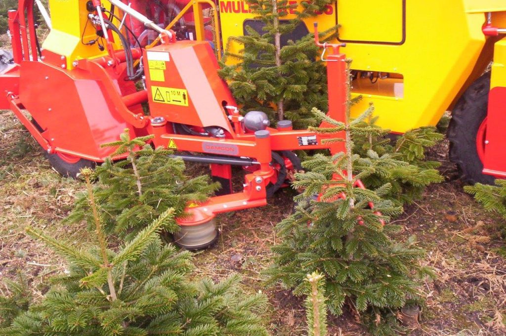Base pruner - Multitrike high clearance tractor for christmas trees