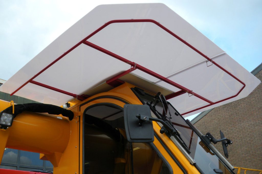 Sunroof for Multitrike high clearance tractor