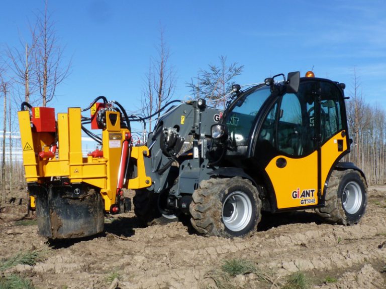KLR-700 ST tree spade on Giant-GT5048