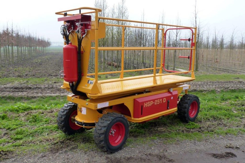 HSP-251 D diesel pruning platform