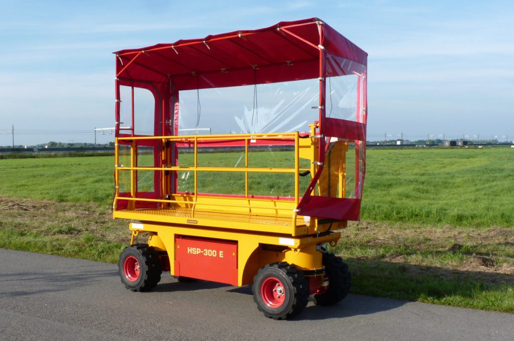 Canopy on adjustable platform - Pruning platform option