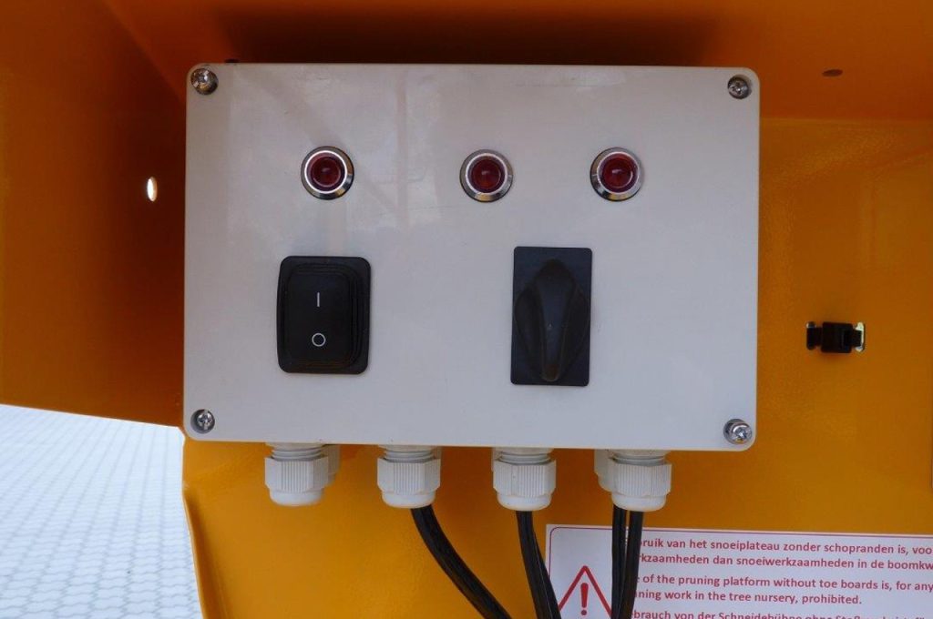 Operation automatic control - Pruning platform option