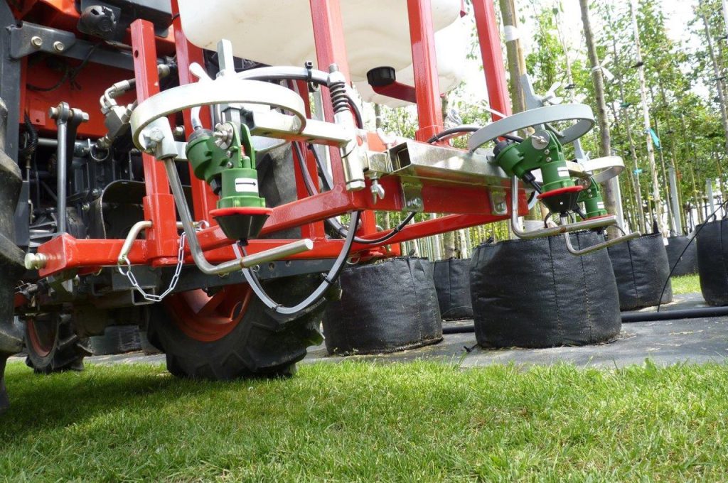 3x O-pattern spreading heads - LVS