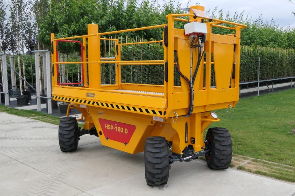 4-wheel steering dog walk