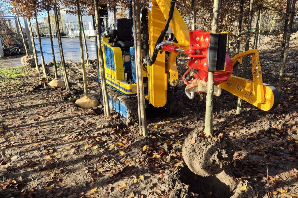 DTW-70 on Pazzaglia with radio control